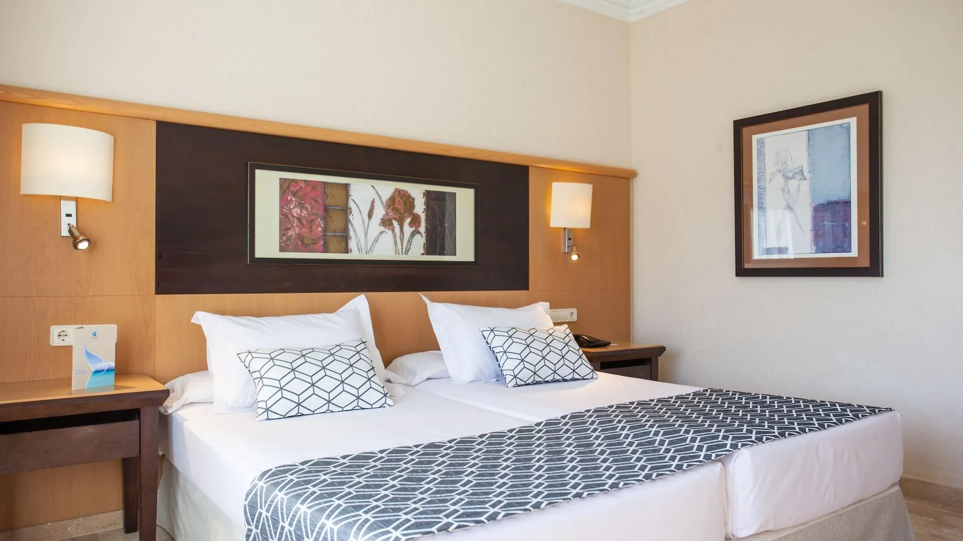 Apartahotel Grupotel Nilo & Spa Peguera