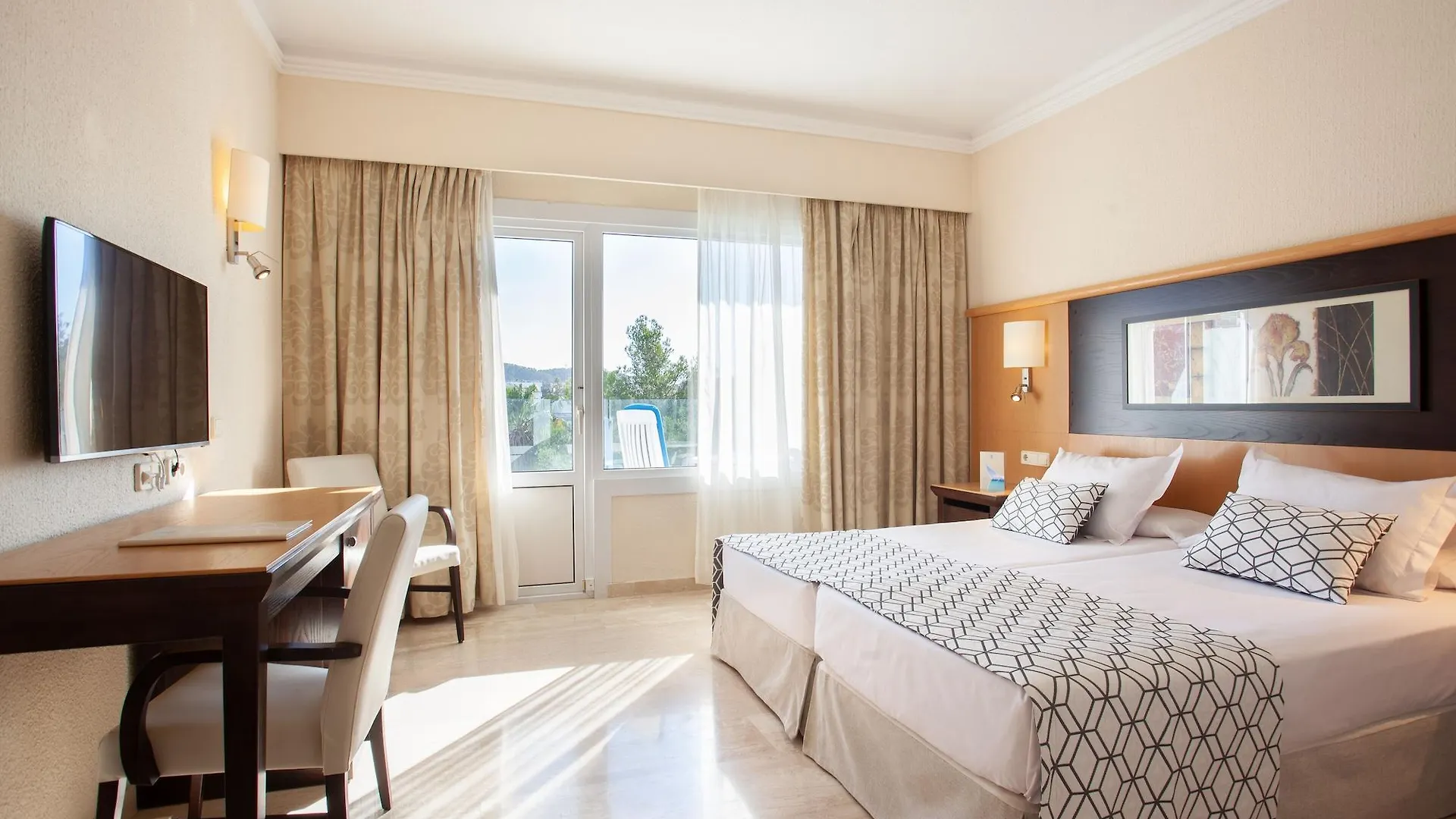 Grupotel Nilo & Spa Peguera Apartahotel
