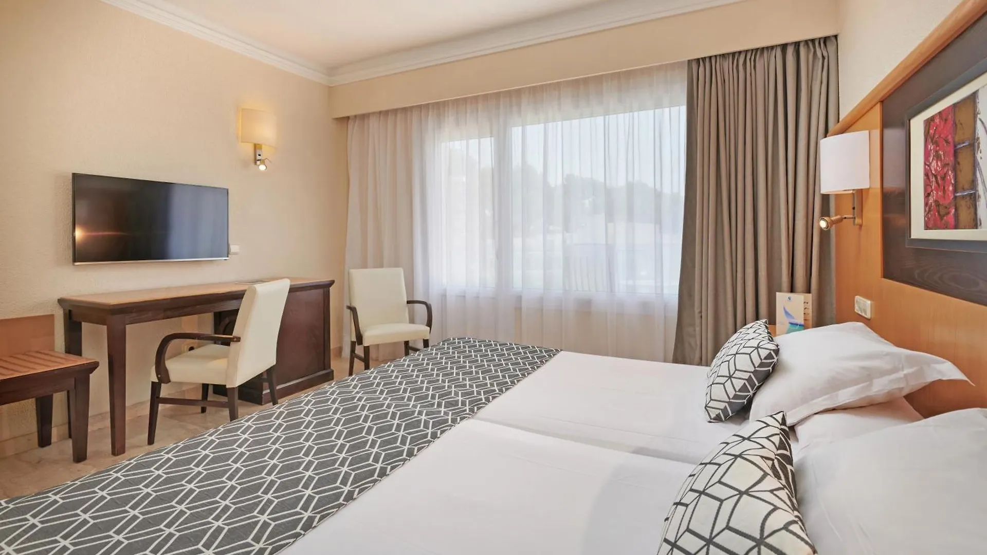 **** Apartahotel Grupotel Nilo & Spa Peguera España